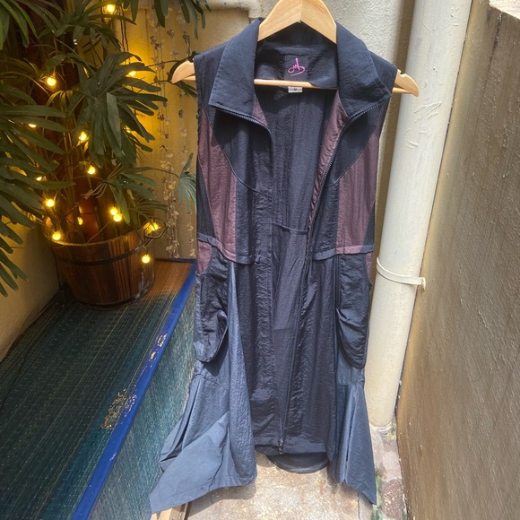 Funky Fashion Dress.Size - M - Picture 3 of 12